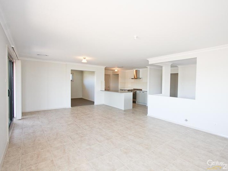 3 Tibin Drive, Fletcher NSW 2287