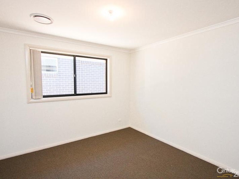 3 Tibin Drive, Fletcher NSW 2287