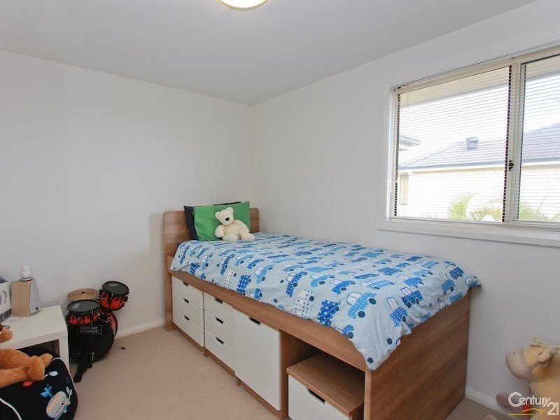 7 Seascape Drive, Redhead NSW 2290