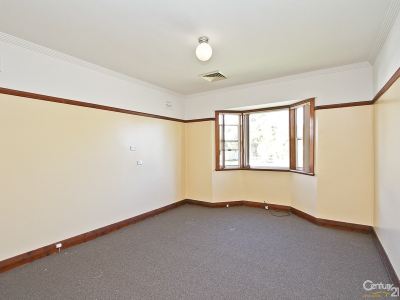 51 Maude Street, Belmont NSW 2280