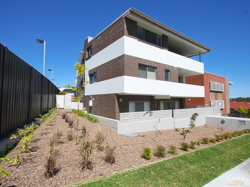 17/13-15 Warner Street, Warners Bay NSW 2282