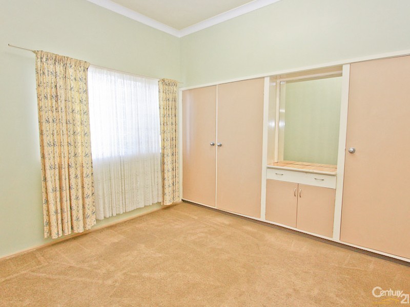 1/4 First Street, Cardiff South NSW 2285