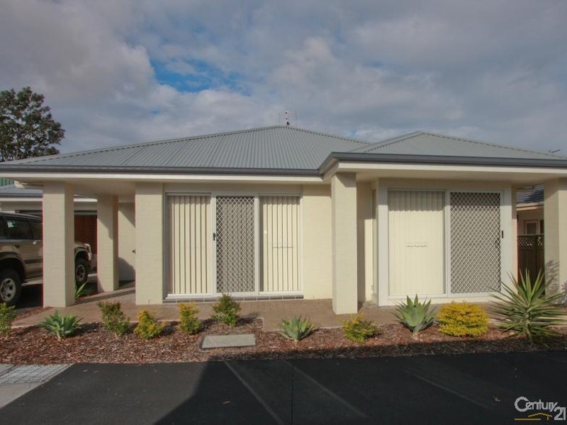 2/30 Helen Street, Mount Hutton NSW 2290