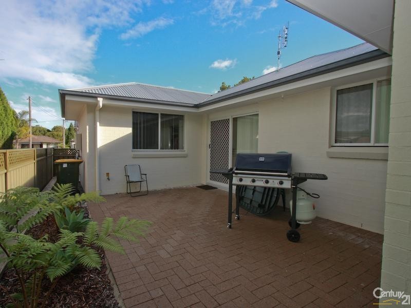 2/30 Helen Street, Mount Hutton NSW 2290