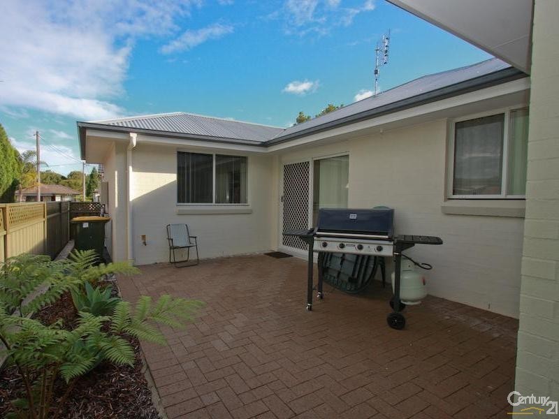 2/30 Helen Street, Mount Hutton NSW 2290