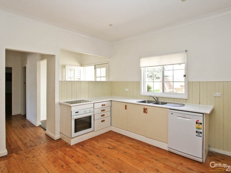 70 Thompson Road, Speers Point NSW 2284