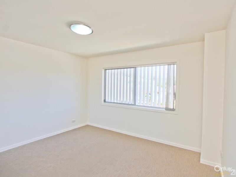 2/78 Albert St, Warners Bay NSW 2282