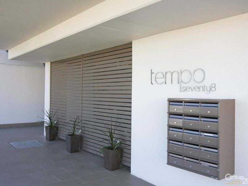 2/78 Albert St, Warners Bay NSW 2282