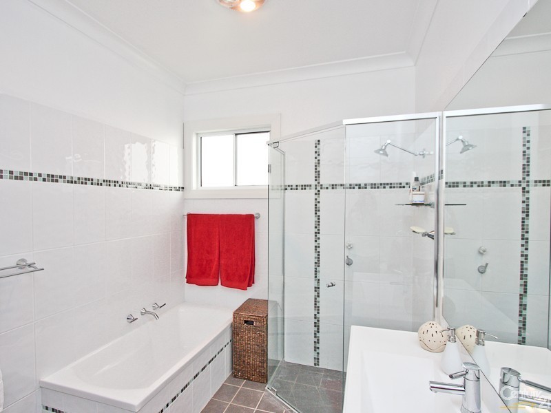 29 Pearce Street, Belmont NSW 2280