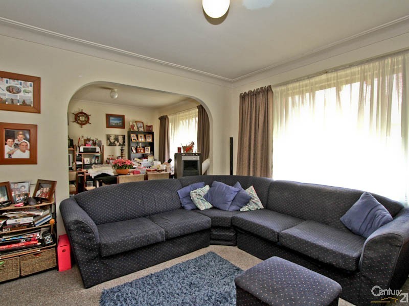 34 James Street, Warners Bay NSW 2282