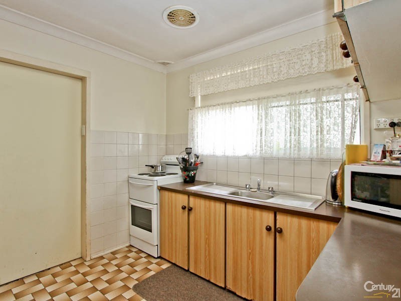 34 James Street, Warners Bay NSW 2282