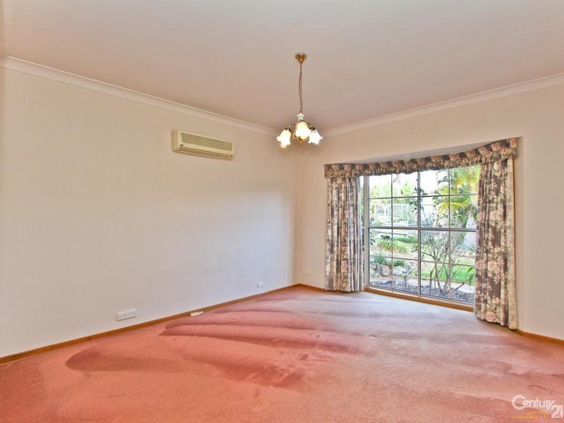 7 Monarch Crescent, Valentine NSW 2280