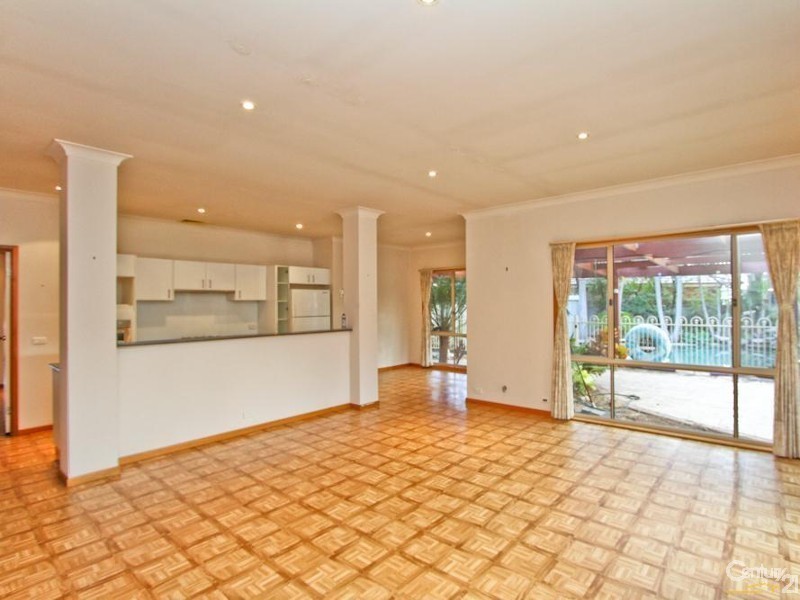 7 Monarch Crescent, Valentine NSW 2280