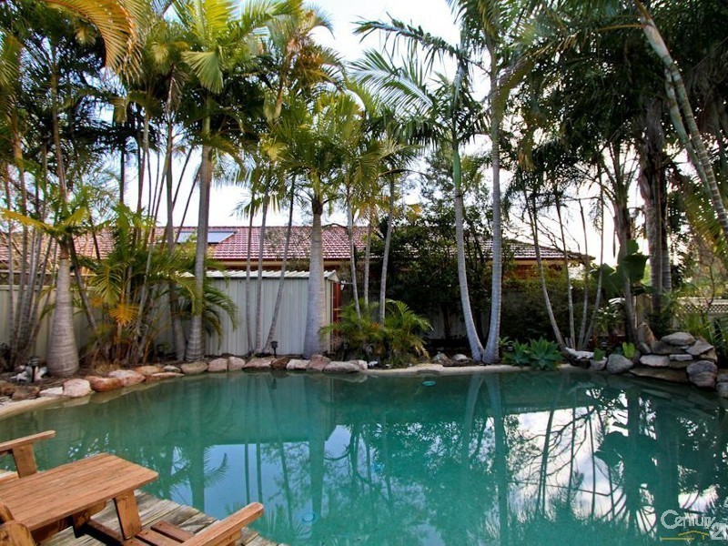 7 Monarch Crescent, Valentine NSW 2280