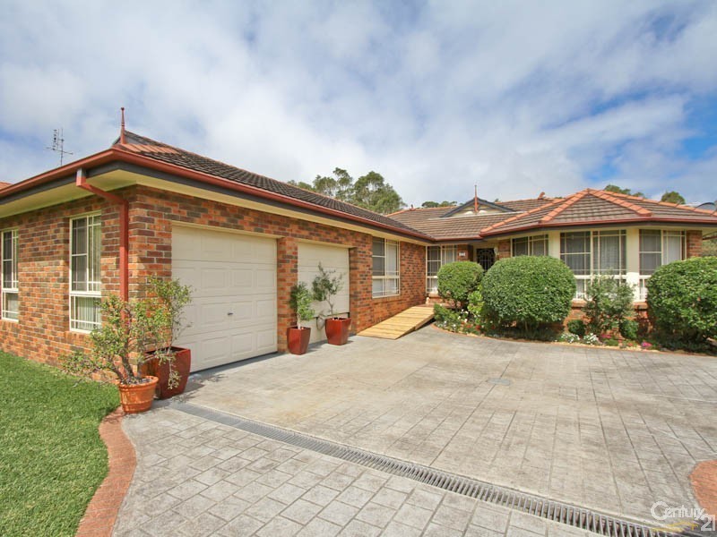 93 Connaught Road, Valentine NSW 2280
