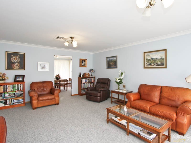 93 Connaught Road, Valentine NSW 2280