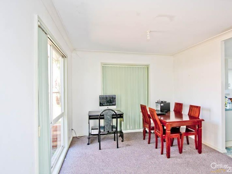 21 Beryl Street, Warners Bay NSW 2282