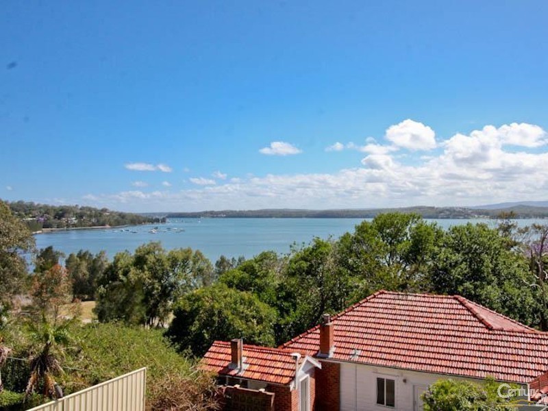 21 Beryl Street, Warners Bay NSW 2282