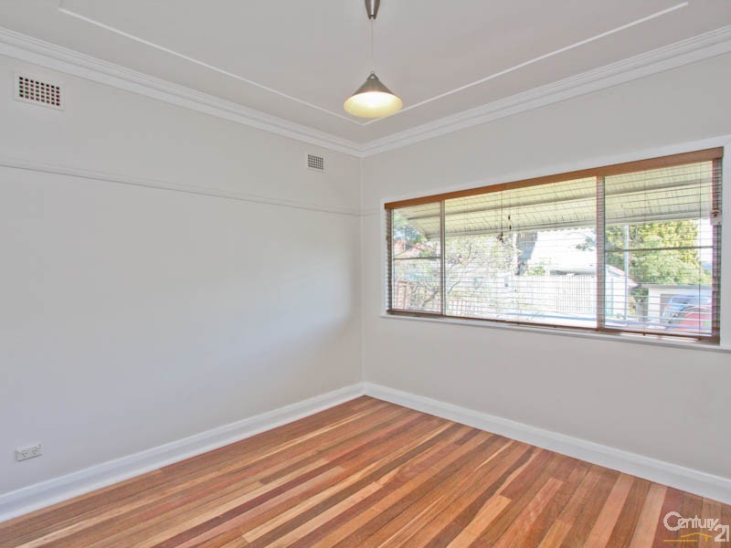 20 Beryl Street, Warners Bay NSW 2282