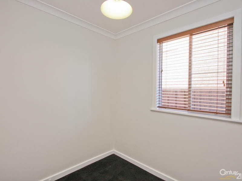 20 Beryl Street, Warners Bay NSW 2282