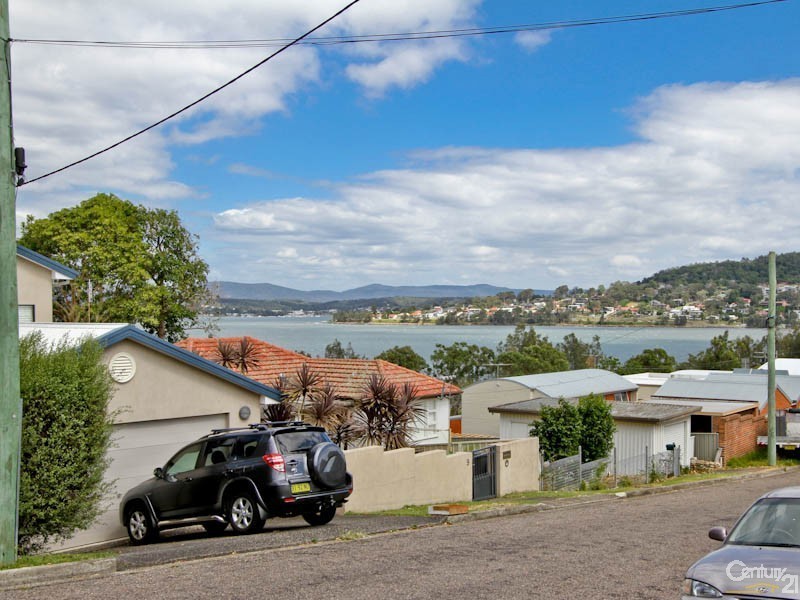 20 Beryl Street, Warners Bay NSW 2282