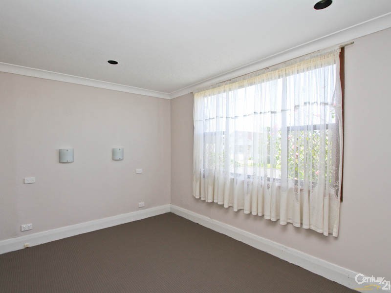 39 Fourth Street, Adamstown NSW 2289