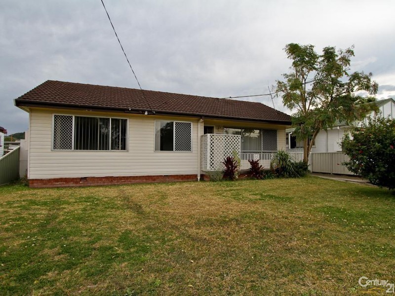 8 Spencer Street, Warners Bay NSW 2282