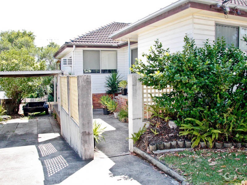 44 Berringar Road, Valentine NSW 2280