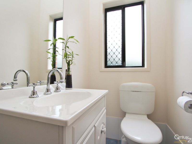 56 Churnwood Dr, Fletcher NSW 2287