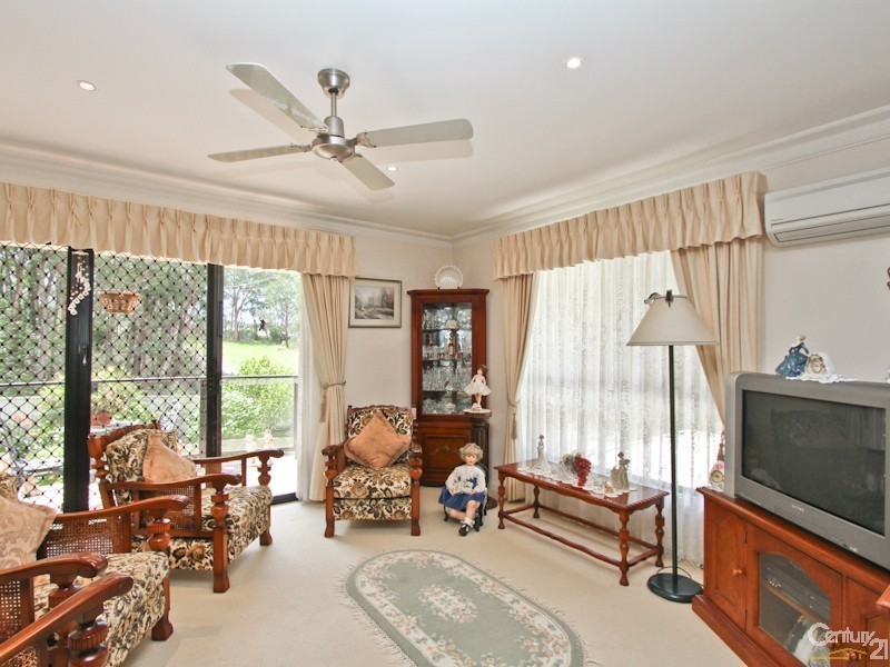 2/30 Boatmans Row, Eleebana NSW 2282