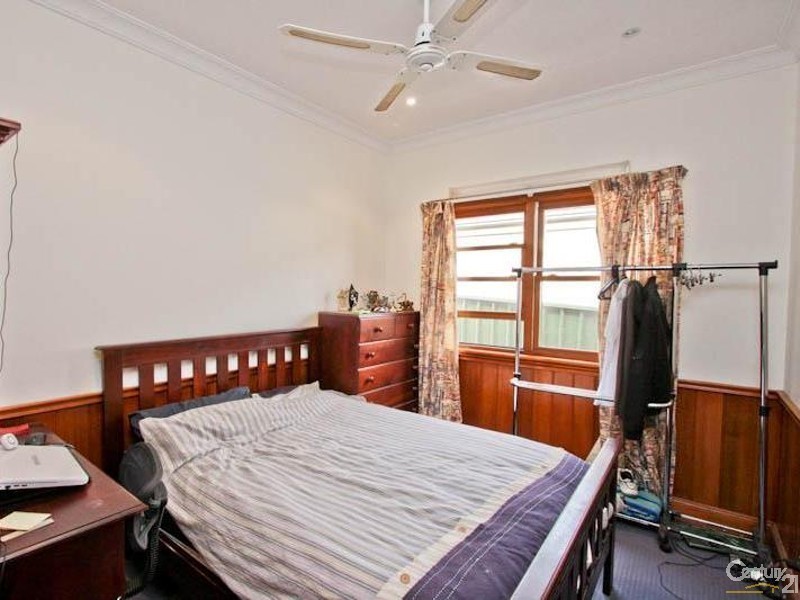 9 Boatmans Row, Eleebana NSW 2282