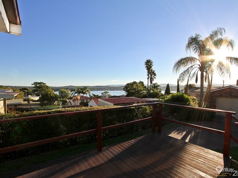 7 Farm Street, Speers Point NSW 2284