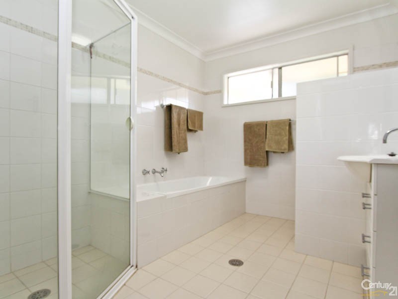 3 Greenwood Avenue, Belmont NSW 2280