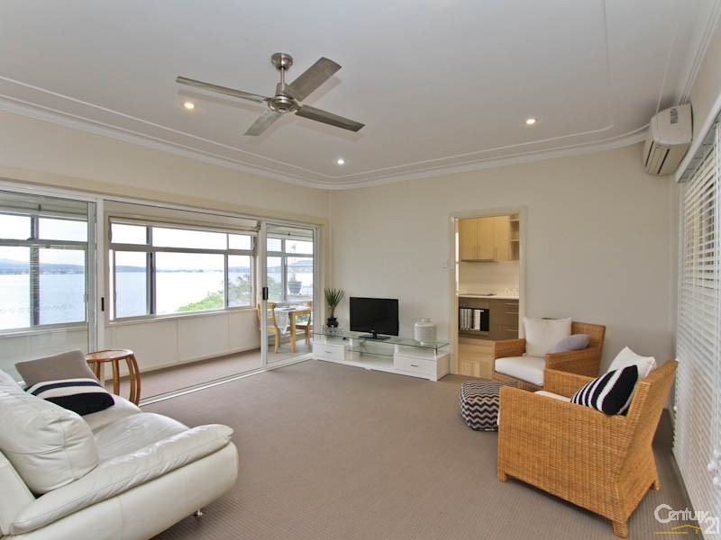 51 Bareki Road, Eleebana NSW 2282