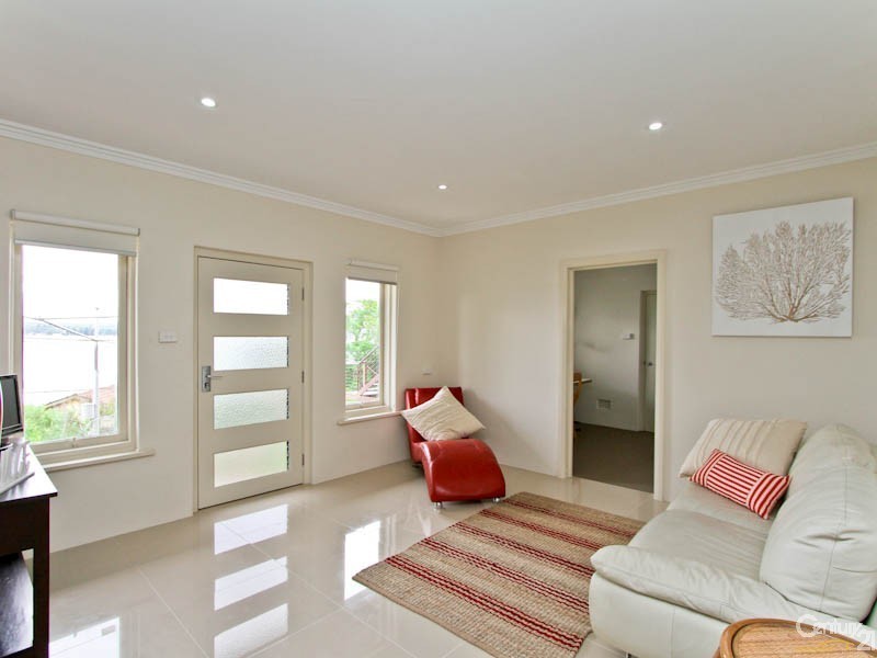 51 Bareki Road, Eleebana NSW 2282