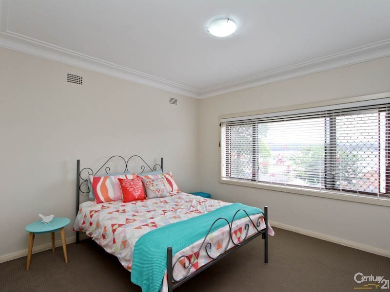 51 Bareki Road, Eleebana NSW 2282