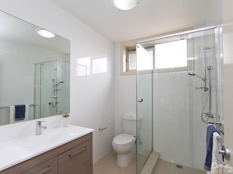 51 Bareki Road, Eleebana NSW 2282