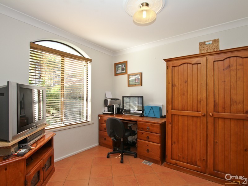 99 Wyndham Way, Eleebana NSW 2282