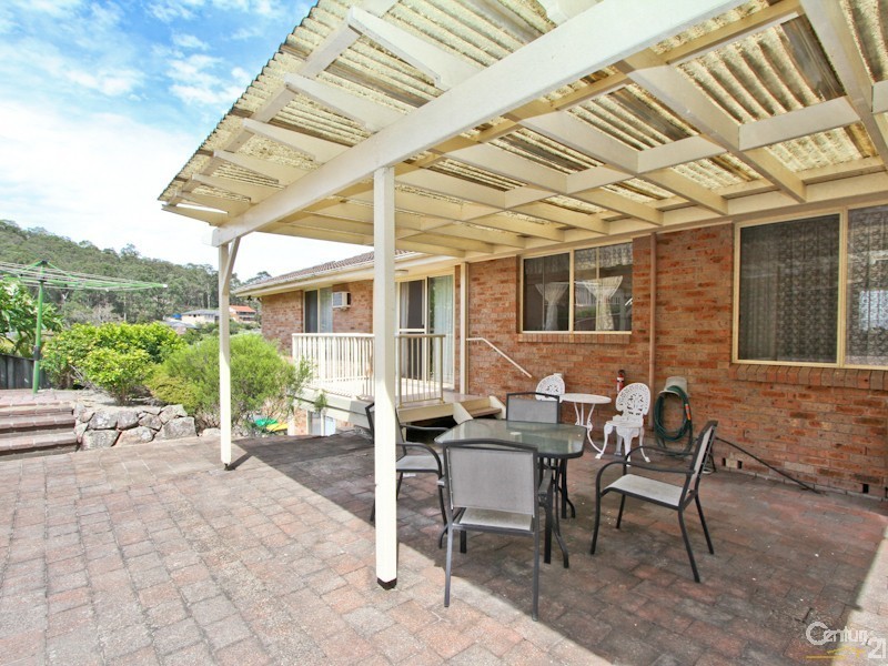 9 Warwick Way, Valentine NSW 2280