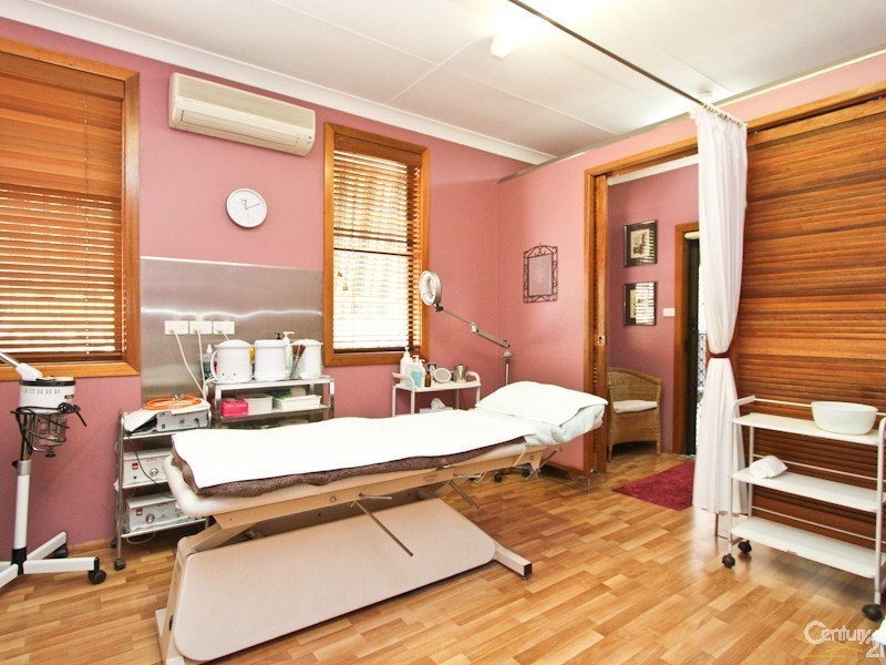 26 Lindsay Avenue, Valentine NSW 2280