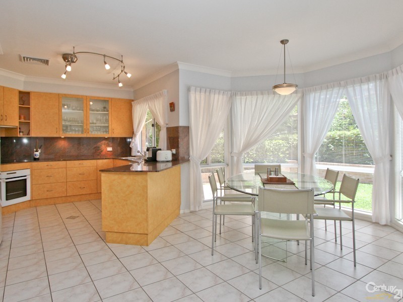 7 Boatmans Row, Eleebana NSW 2282