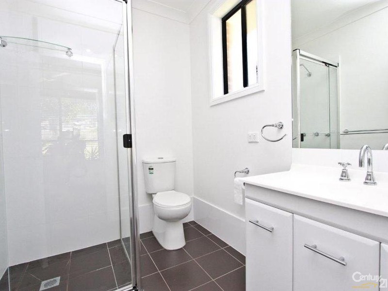 34 Ripon Way, Macquarie Hills NSW 2285