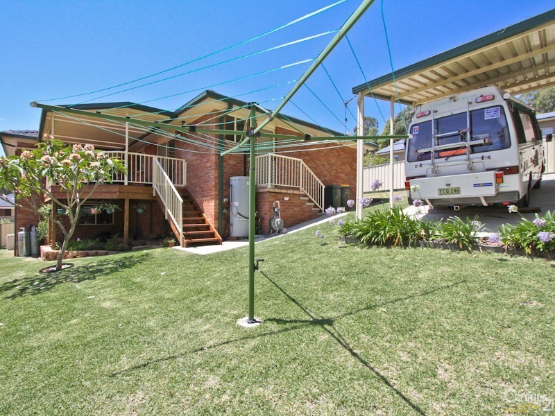 1 Forrester Close, Warners Bay NSW 2282
