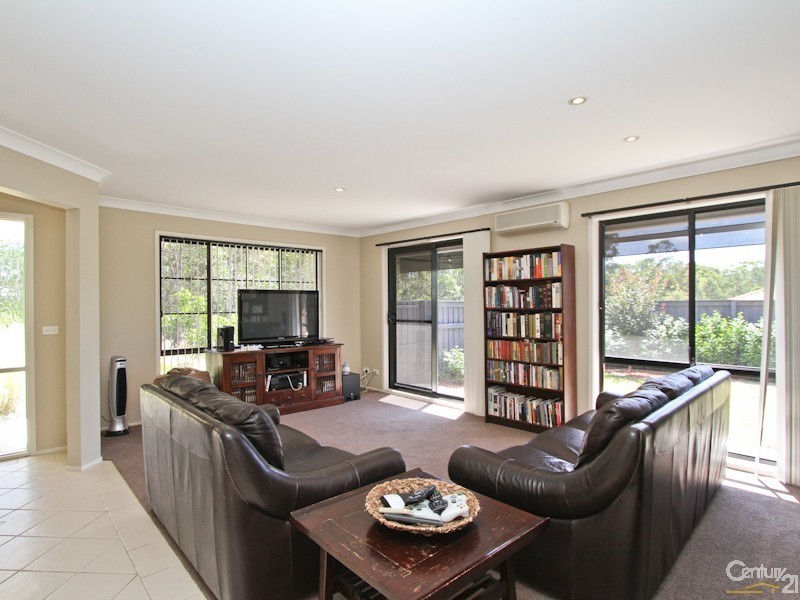 32 Cottonwood Chase, Fletcher NSW 2287