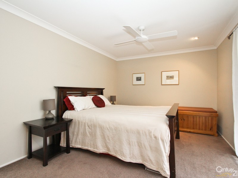 32 Cottonwood Chase, Fletcher NSW 2287