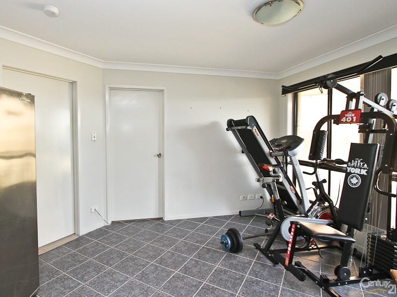 69 Geraldton Drive, Redhead NSW 2290
