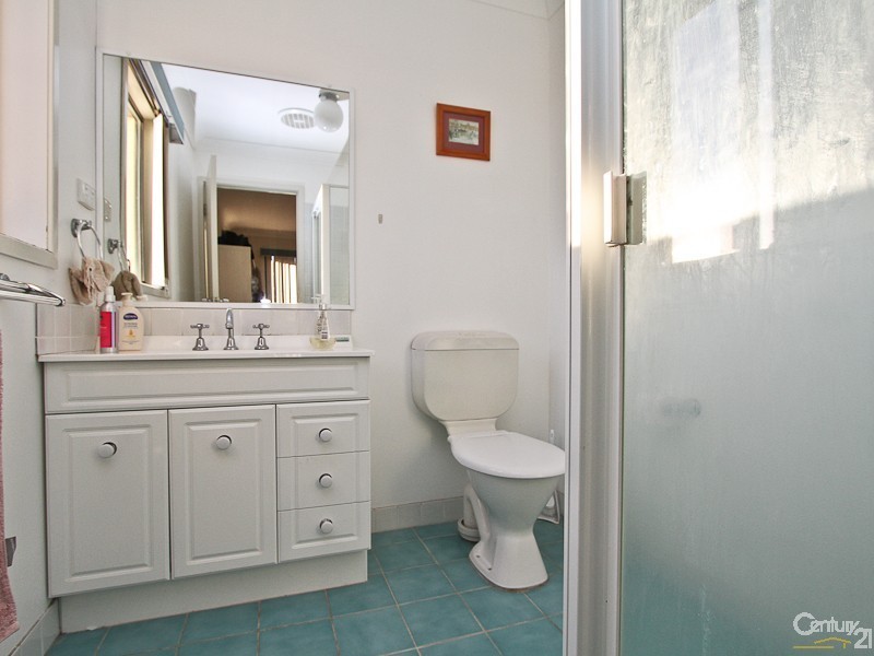 69 Geraldton Drive, Redhead NSW 2290