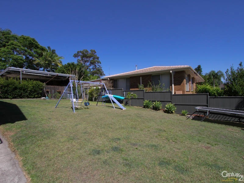 15 Tallawalla Road, Valentine NSW 2280