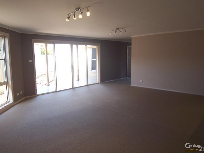 2/2 Spencer Street, Warners Bay NSW 2282