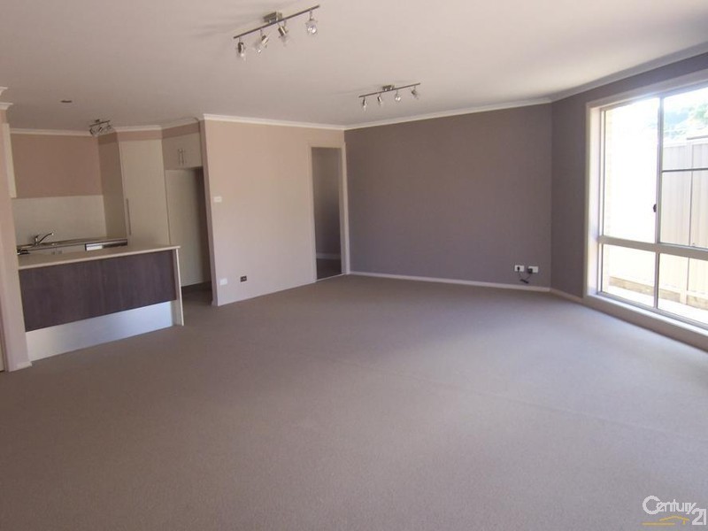 2/2 Spencer Street, Warners Bay NSW 2282